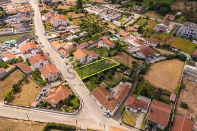 Terreno para Venda em Grijó e Sermonde