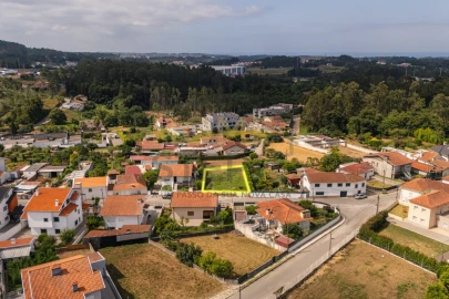 Terreno para Venda em Grijó e Sermonde