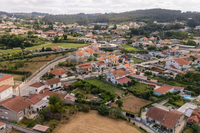 Terreno para Venda em Grijó e Sermonde Foto 14