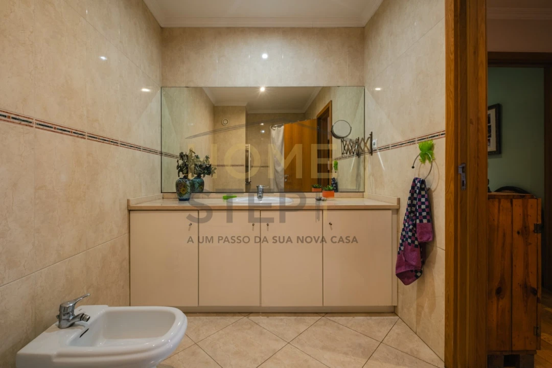 Apartamento T2 para Venda em Mafamude e Vilar do Paraíso Foto 10