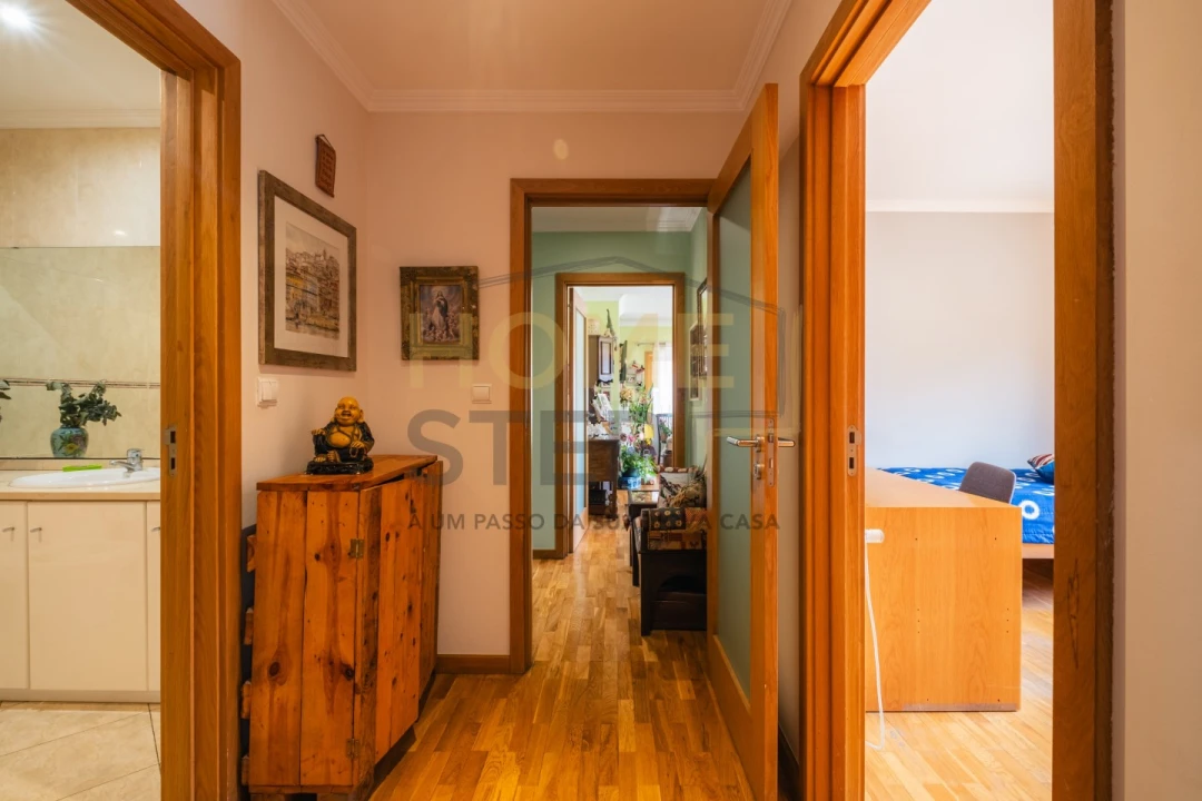 Apartamento T2 para Venda em Mafamude e Vilar do Paraíso Foto 12