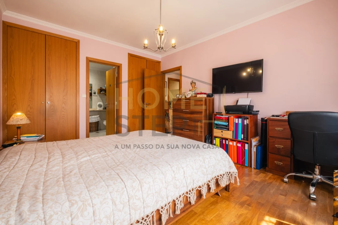 Apartamento T2 para Venda em Mafamude e Vilar do Paraíso Foto 14
