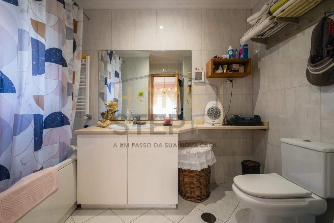 Apartamento T2 para Venda em Mafamude e Vilar do Paraíso Foto 18