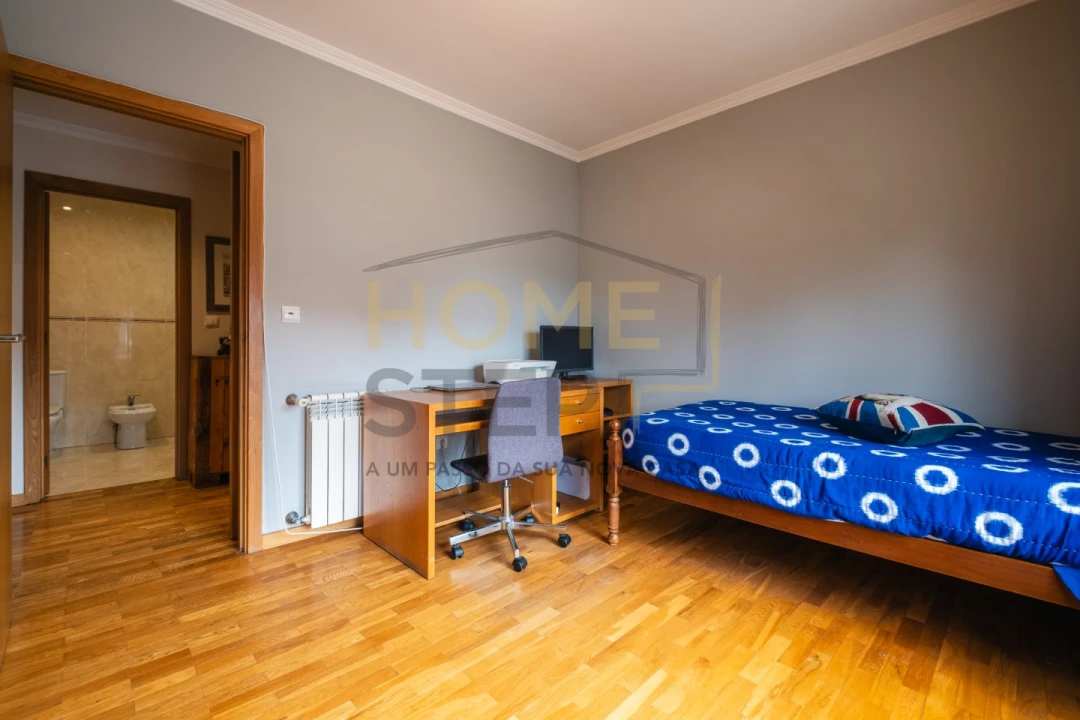 Apartamento T2 para Venda em Mafamude e Vilar do Paraíso Foto 23