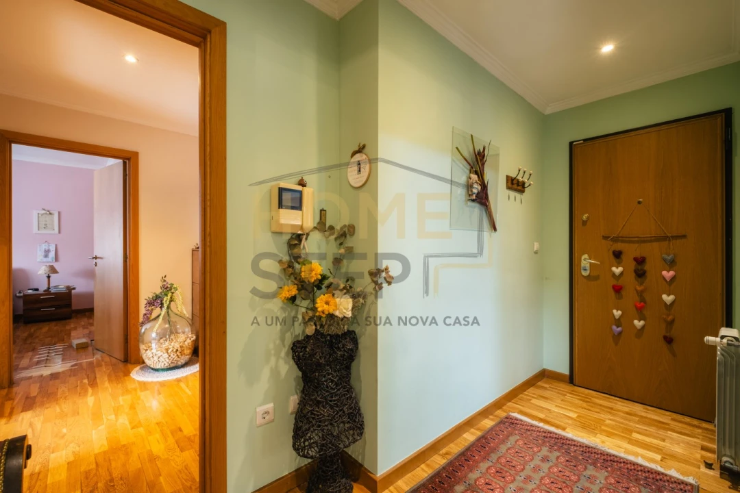 Apartamento T2 para Venda em Mafamude e Vilar do Paraíso Foto 26