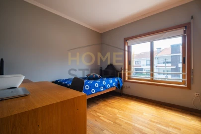 Apartamento T2 para Venda em Mafamude e Vilar do Paraíso