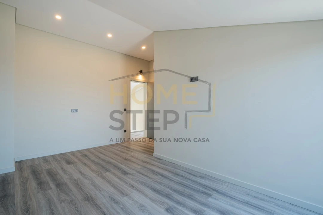 Moradia T5 para Venda em Canidelo Foto 43