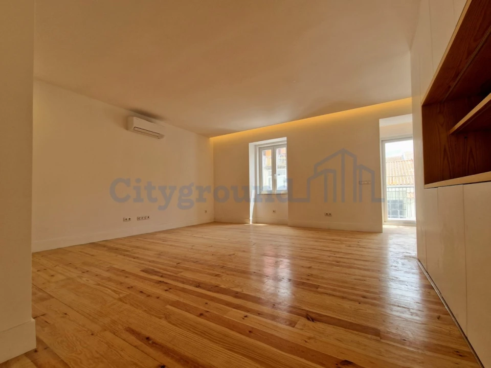 Apartamento T3 para Venda em São Vicente Foto 2