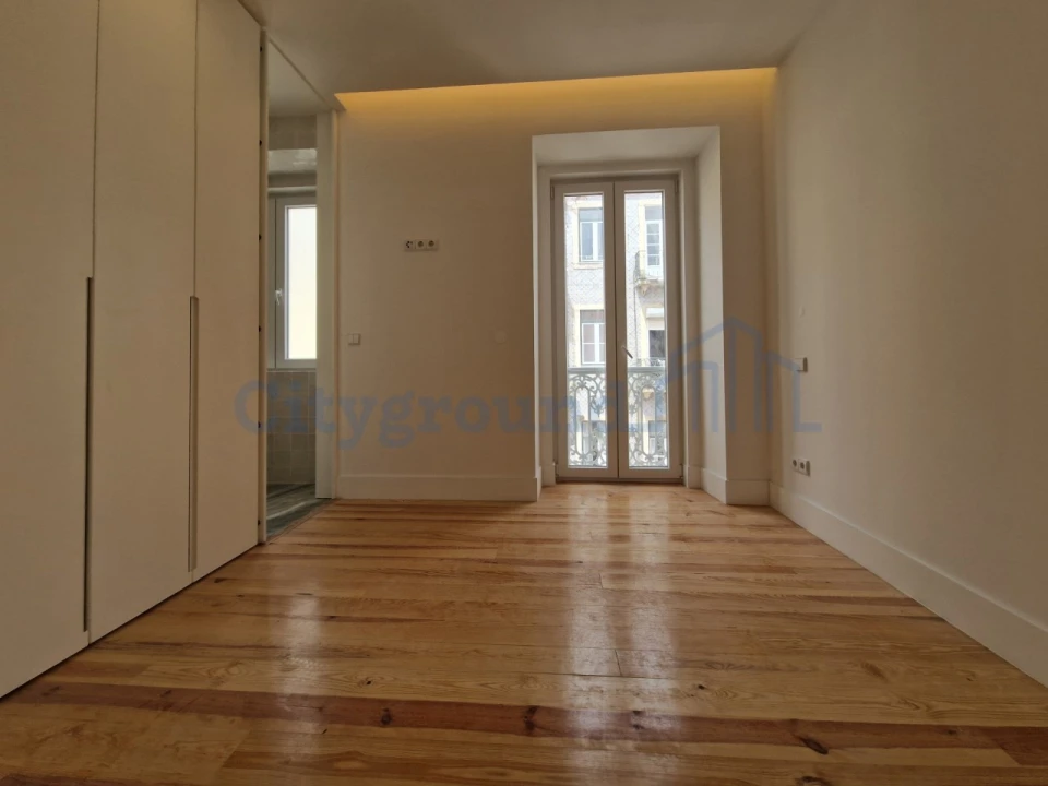 Apartamento T3 para Venda em São Vicente Foto 7