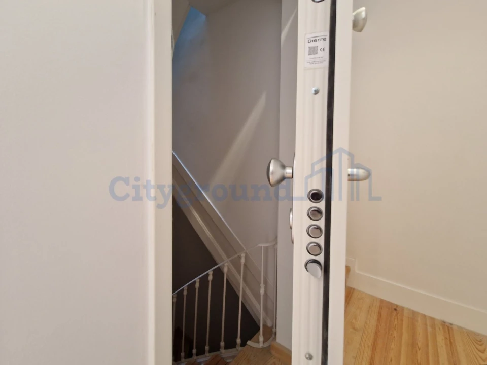 Apartamento T3 para Venda em São Vicente Foto 23