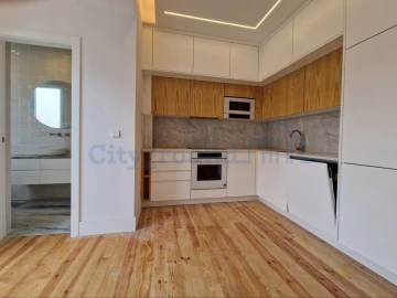 Apartamento T3 para Venda em São Vicente