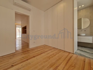 Apartamento T3 para Venda em São Vicente