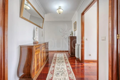 Moradia T5 para Venda em Ramalde