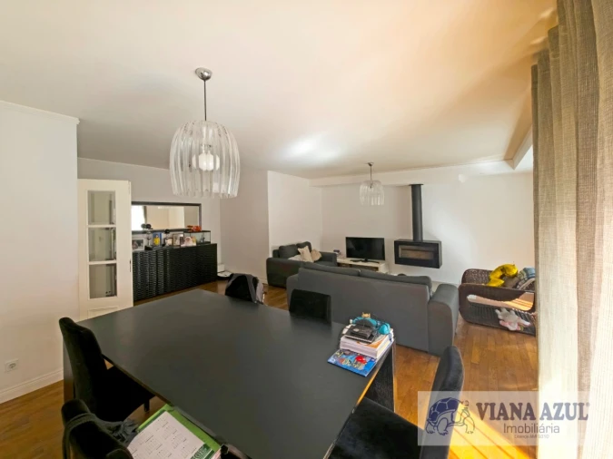 Apartamento T3 para Venda em Darque Foto 3
