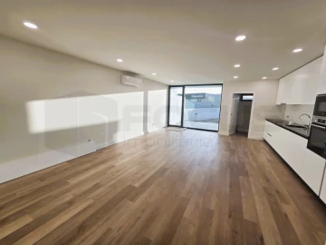 Moradia T3 para Venda em Aradas