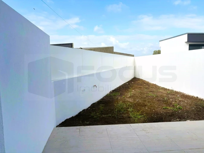 Moradia T3 para Venda em Aradas Foto 43