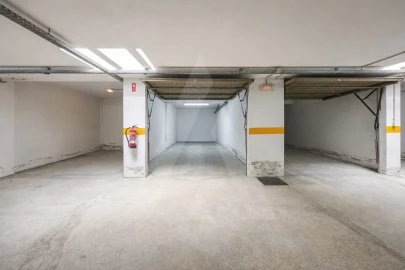 Apartamento T3 para Venda em Trofa, Segadães e Lamas do Vouga