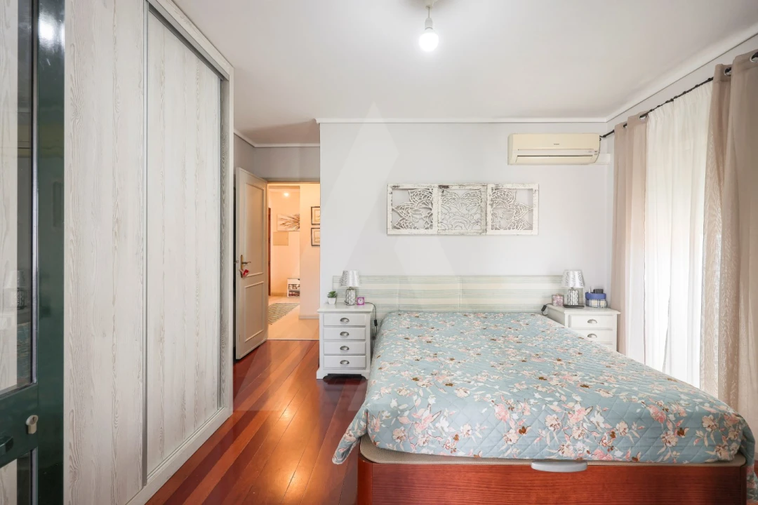 Apartamento T2 para Venda em São Bernardo Foto 12