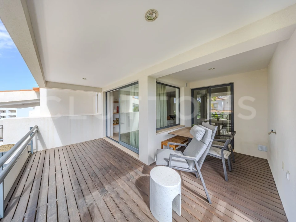 Apartamento T2 para Venda em Quarteira Foto 7