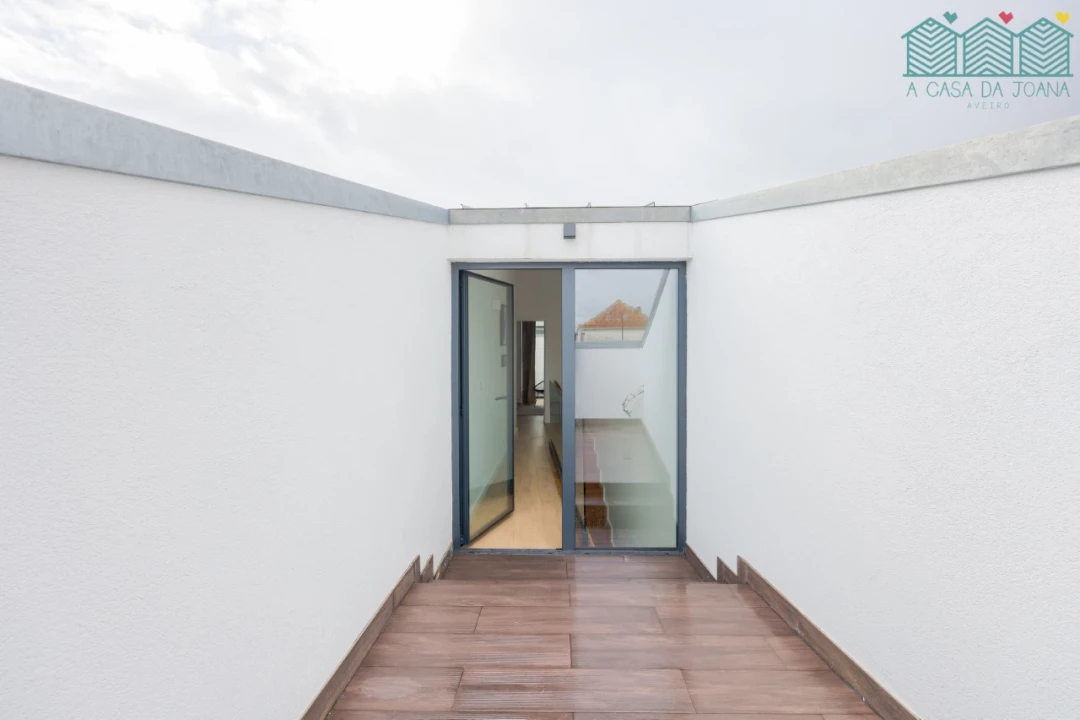 Apartamento T1 para Arrendamento em Glória e Vera Cruz Foto 31