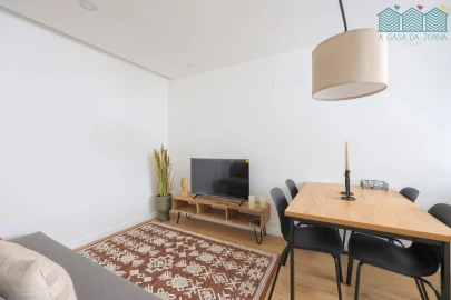 Apartamento T1 para Arrendamento em Glória e Vera Cruz