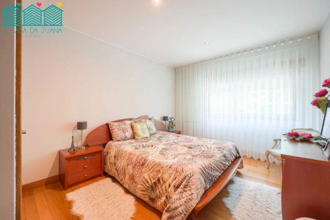 Apartamento T3 para Arrendamento em São Bernardo Foto 18