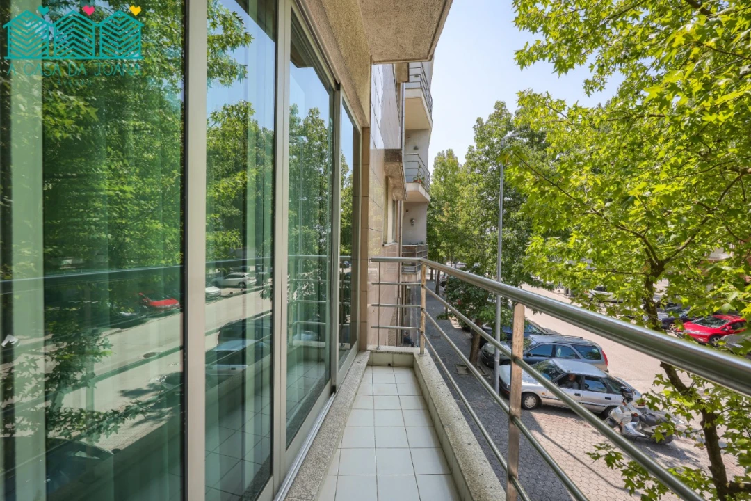 Apartamento T3 para Arrendamento em São Bernardo Foto 30