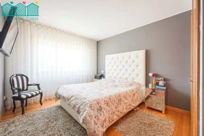 Apartamento T3 para Arrendamento em São Bernardo