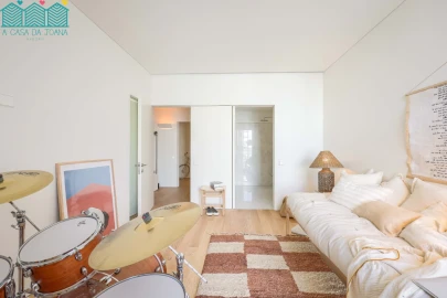 Apartamento T3 para Arrendamento em Glória e Vera Cruz