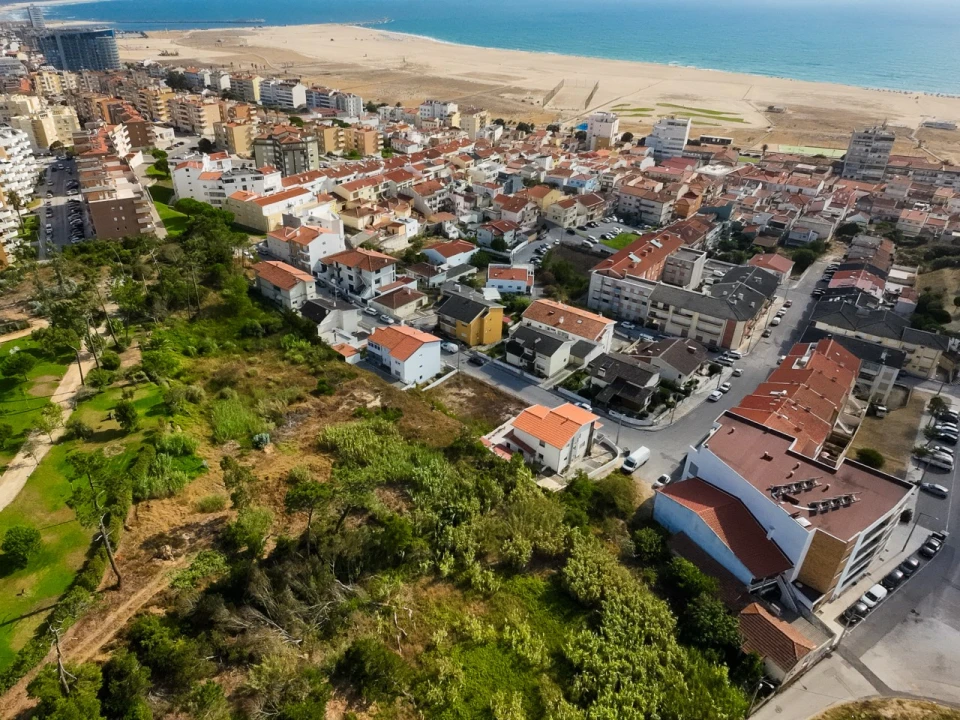 Terreno para Venda em Buarcos Foto 8