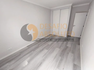 Apartamento T2 para Venda em Corroios