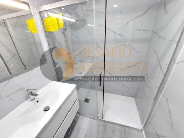 Apartamento T2 para Venda em Corroios