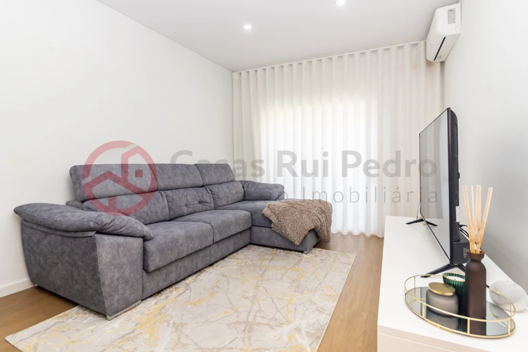 Apartamento T2 para Venda em Almada, Cova da Piedade, Pragal e Cacilhas Foto 9