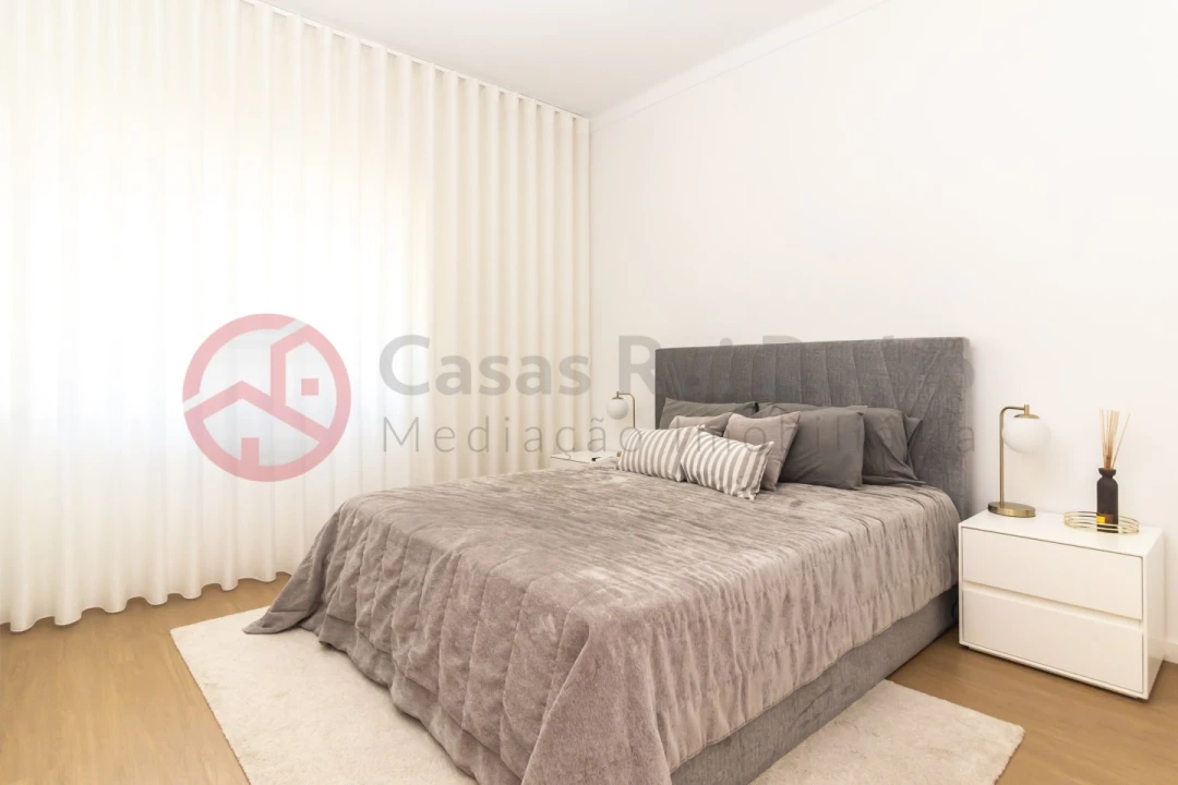 Apartamento T2 para Venda em Almada, Cova da Piedade, Pragal e Cacilhas Foto 22