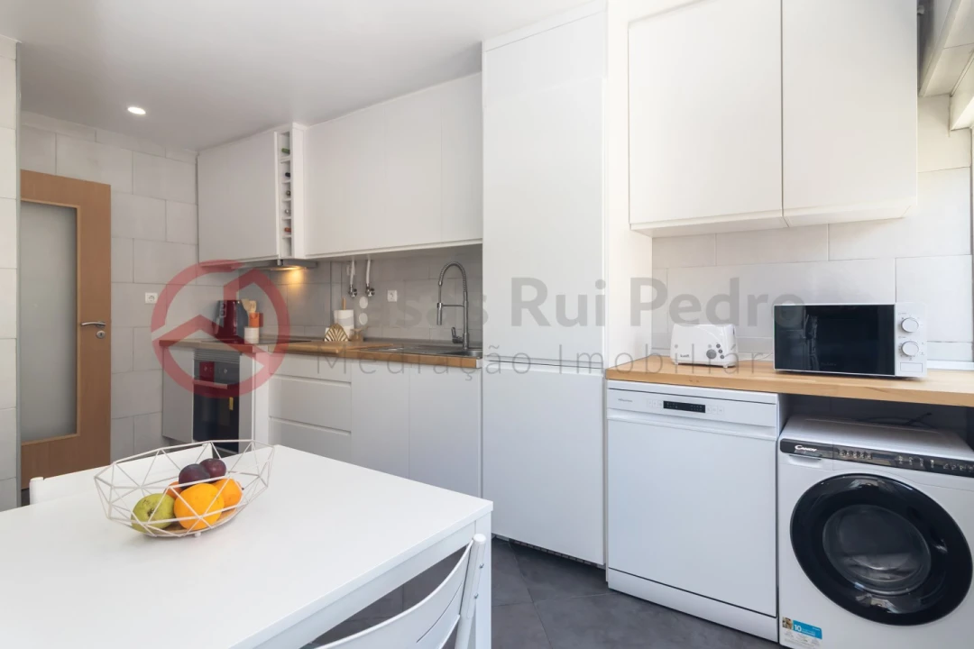Apartamento T2 para Venda em Almada, Cova da Piedade, Pragal e Cacilhas Foto 35