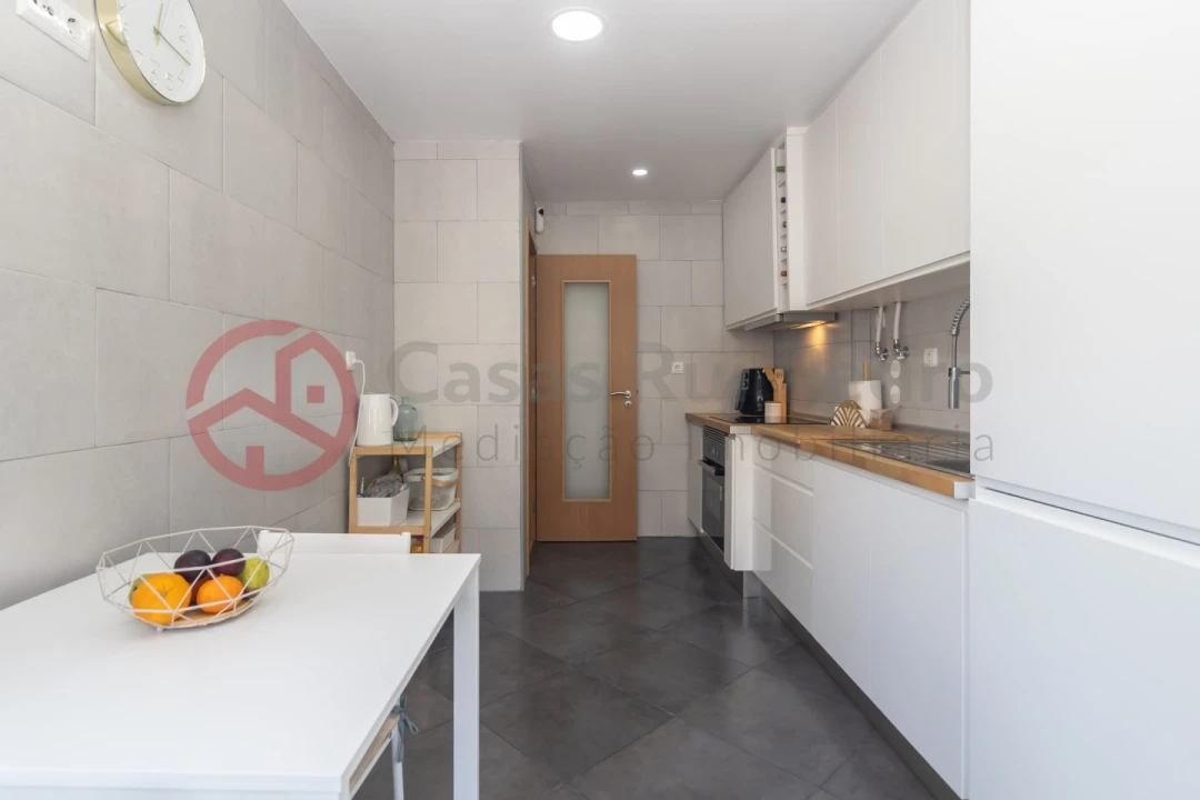 Apartamento T2 para Venda em Almada, Cova da Piedade, Pragal e Cacilhas Foto 39