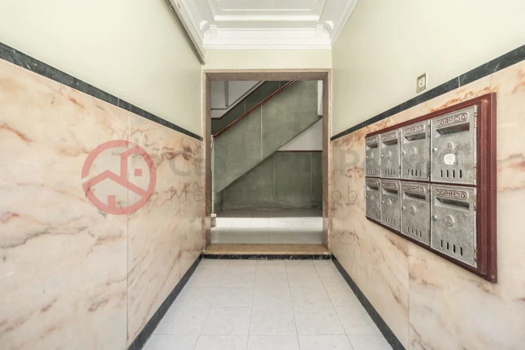 Apartamento T2 para Venda em Almada, Cova da Piedade, Pragal e Cacilhas Foto 3