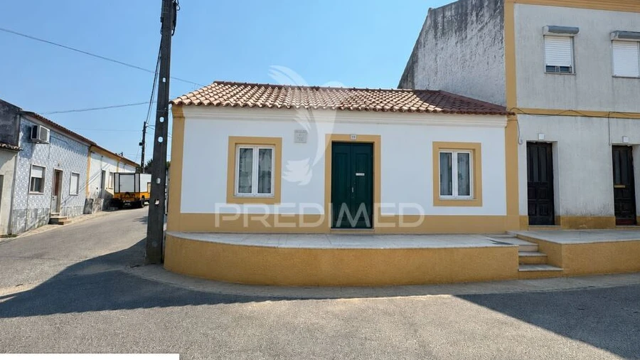 Moradia T3 para Venda em São Miguel do Rio Torto e Rossio Ao Sul do Tejo