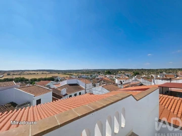Moradia T4 para Venda em Santa Eulalia