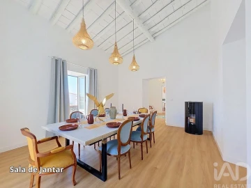 Moradia T4 para Venda em Santa Eulalia