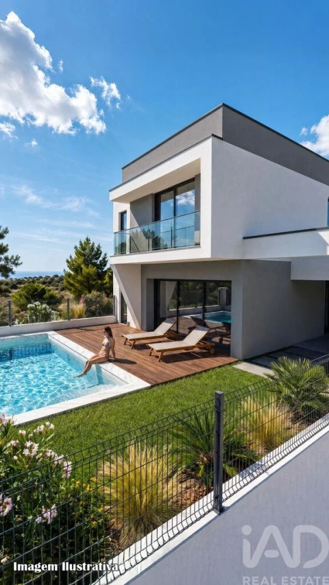 Moradia T3 para Venda em Sesimbra (Castelo)