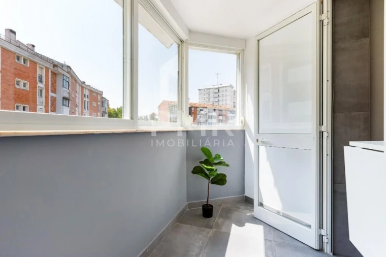 Apartamento T3 para Venda em Olivais Foto 7