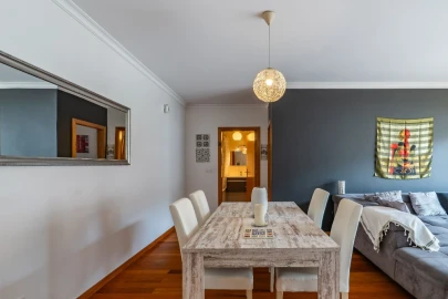 Apartamento T1 para Venda em Caniço