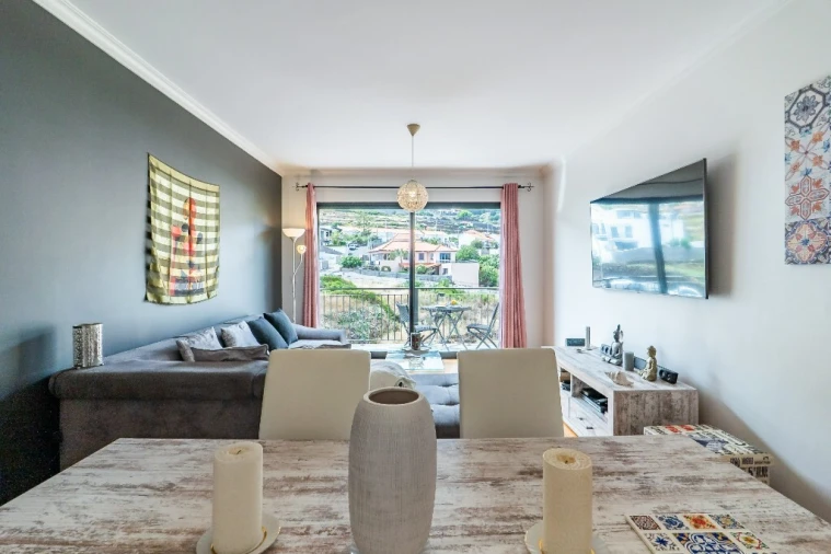 Apartamento T1 para Venda em Caniço Foto 12