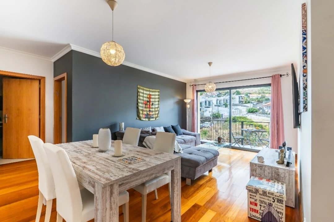 Apartamento T1 para Venda em Caniço Foto 4