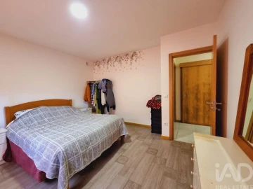 Moradia T4 para Venda em Mouraz e Vila Nova da Rainha