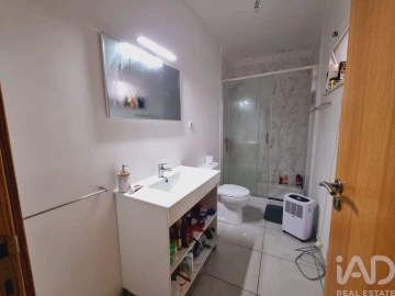 Moradia T4 para Venda em Mouraz e Vila Nova da Rainha