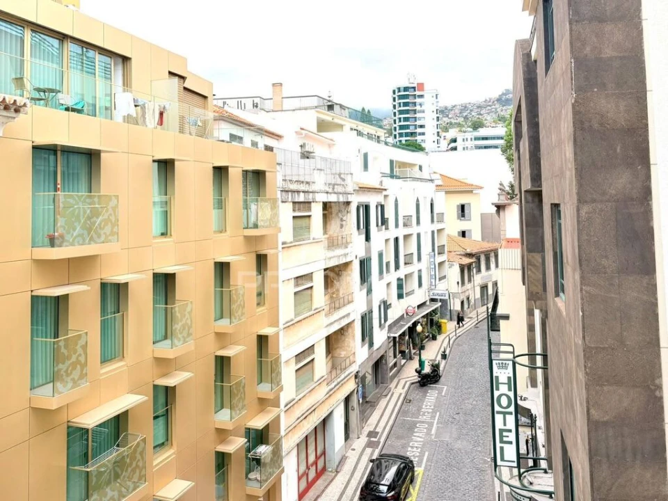 Apartamento T2 para Venda em Funchal (Santa Maria Maior) Foto 16