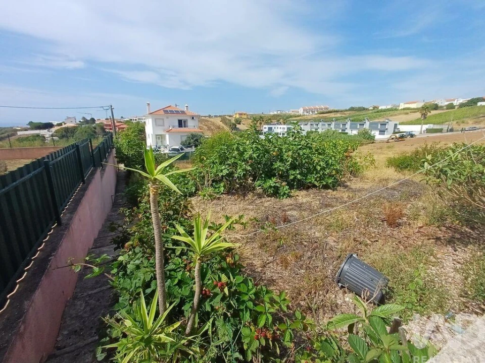 Terreno para Venda em Lourinhã e Atalaia Foto 9