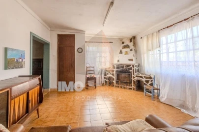 Moradia T3 para Venda em Almoster